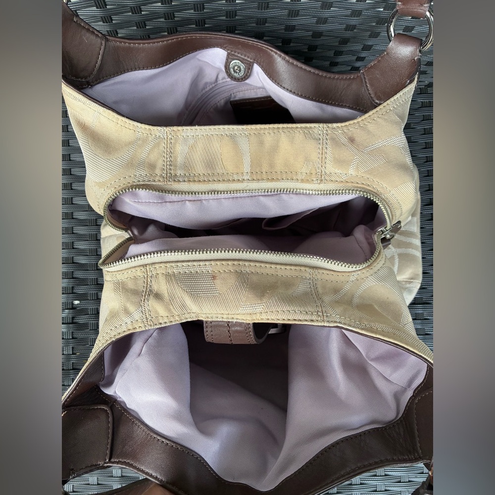 COACH BAG,Coach Tan and Brown Shoulder Bag. - Picture 8 of 14